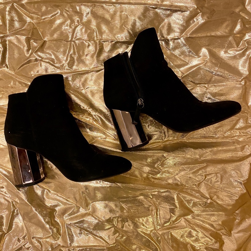 Black ankle booties from Bershka